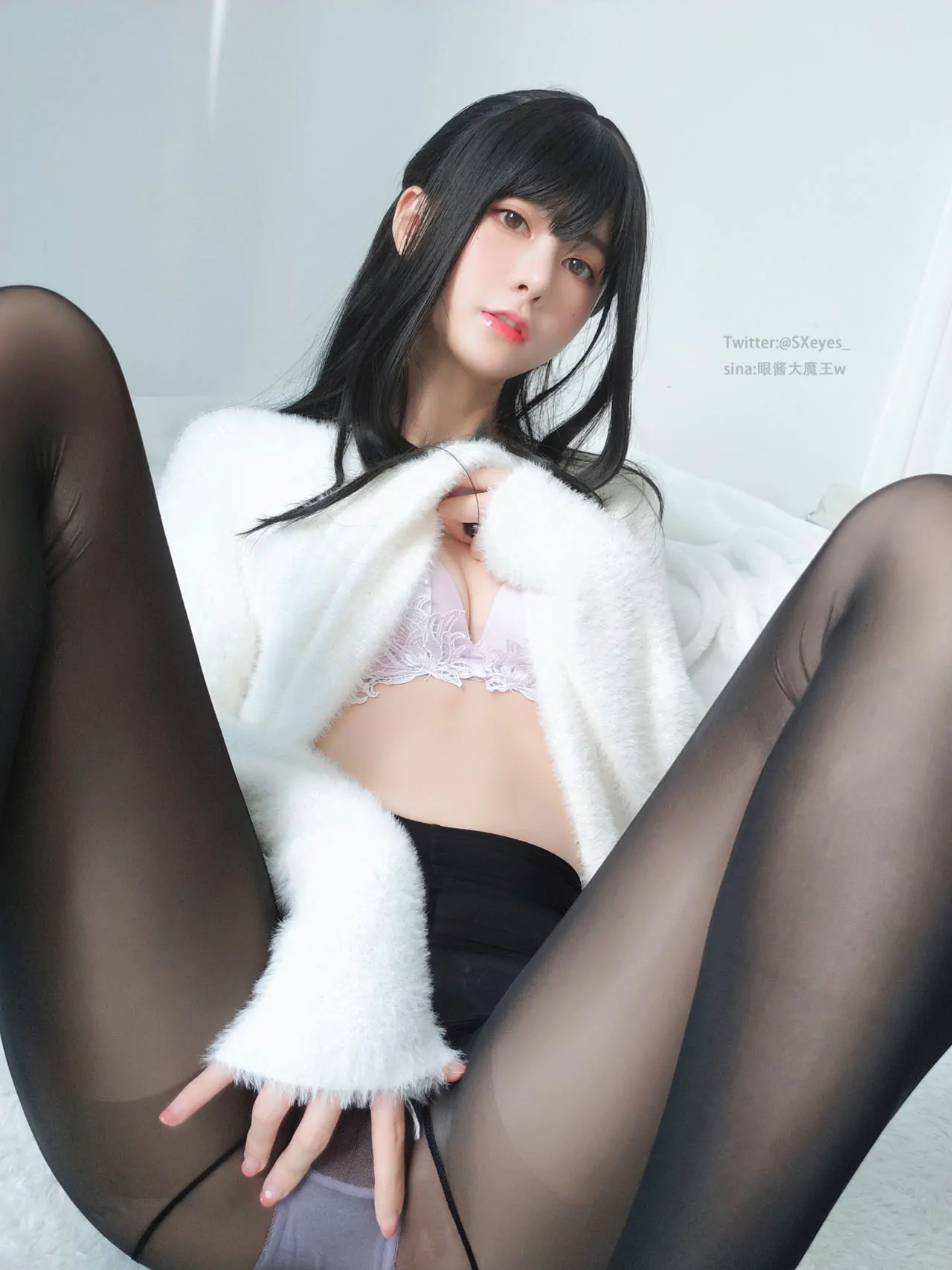 眼酱大魔王w(极高颜值) – 全套含会员123期&随包视频[19.8G-2025.9]