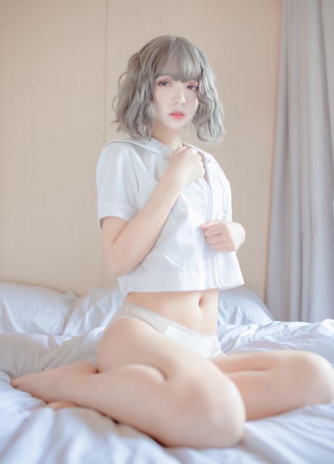 疯猫ss – NO.153 思绪本 内衣[27P-363MB]