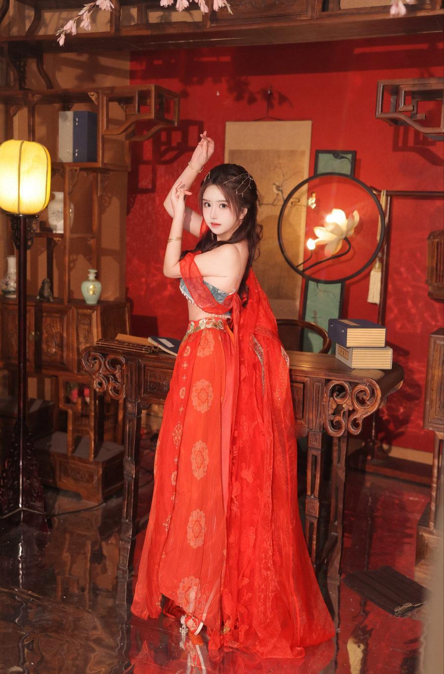 [XiuRen秀人网] 2024.02.27 No.8146 小薯条nienie [82+1P]