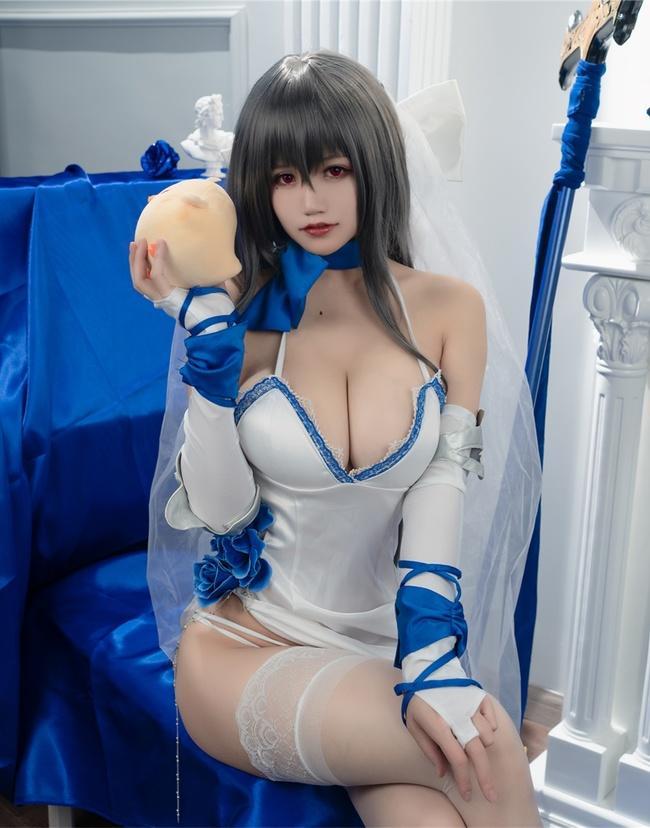 小仓千代w – NO.025 路易九世礼服[ 20P-138MB]