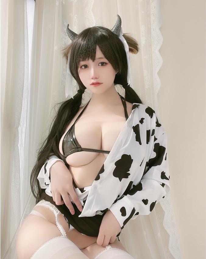 小仓千代w – NO.016 奶牛衬衣[30P/83MB]