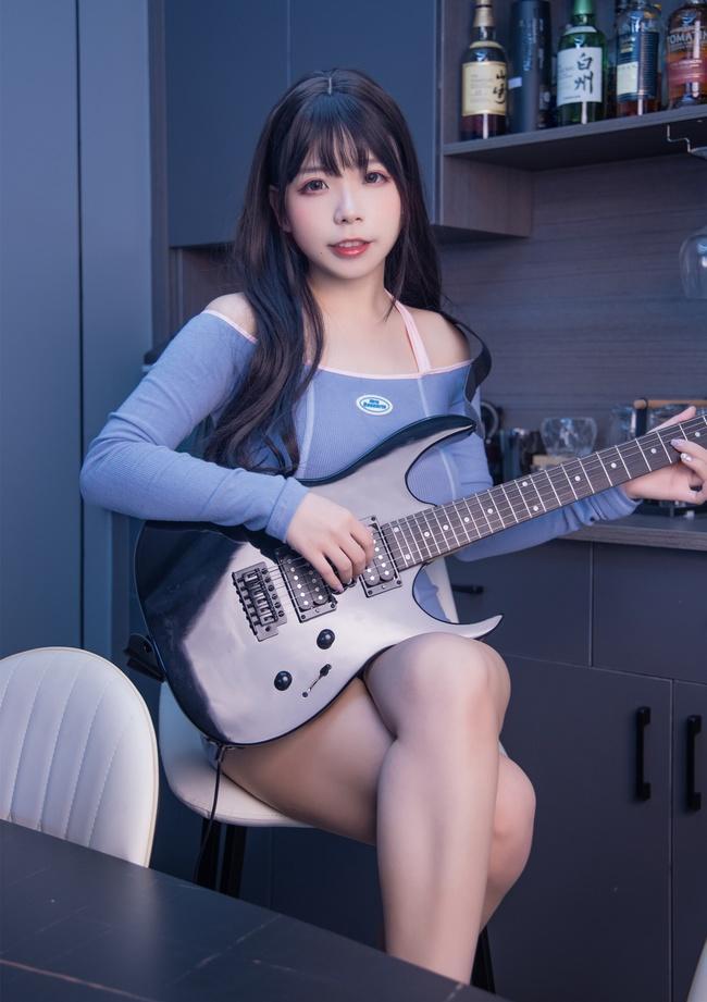 无颜小天使wy – NO.15 吉他妹妹2.0[25P-370MB]