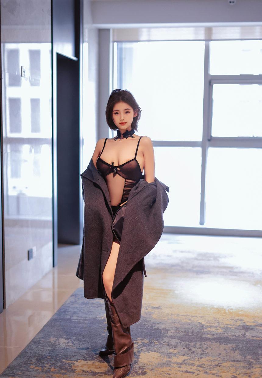 [XiuRen秀人网] 2025.01.08 No.9727 小橘子orange [79+1P]