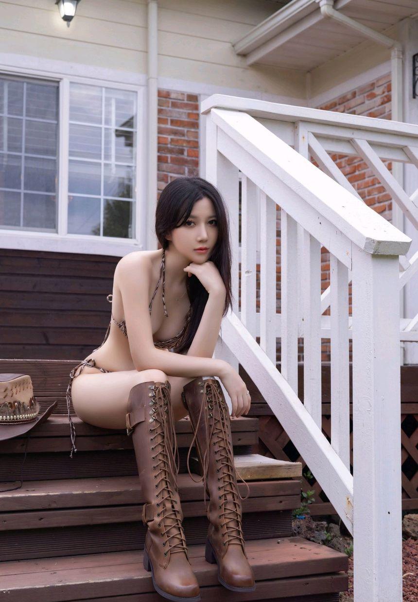 [XiuRen秀人网] 2024.09.14 No.9166 鱼子酱Fish [80+1P]