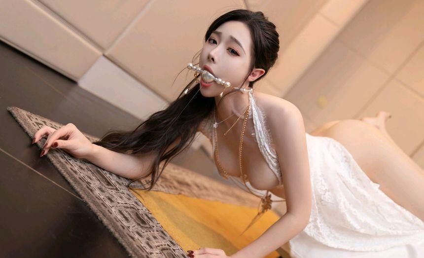 [XiuRen秀人网] 2025.06.06 No.10378 小逗逗 [82+1P]