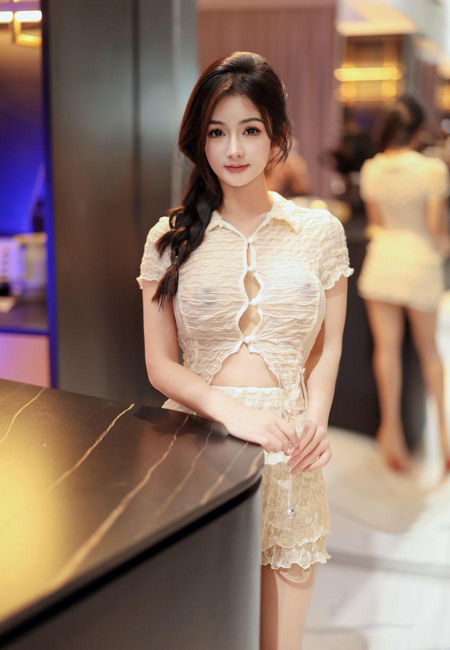 [YOUMI尤蜜荟] 2024.05.24 VOL.1067 谭小灵 [82+1P]