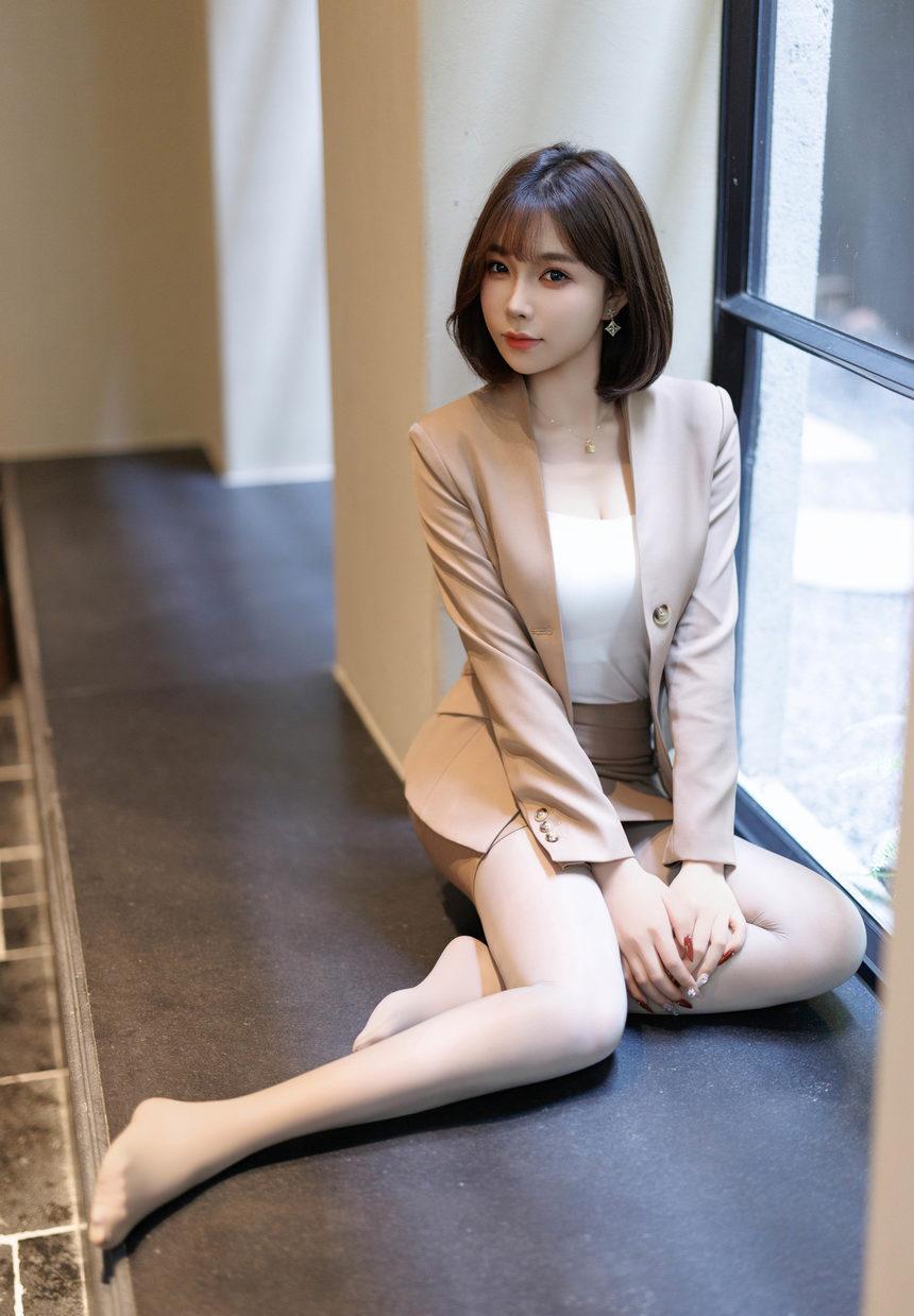 [XiuRen秀人网] 2025.02.06 No.9844 徐莉芝Booty [88+1P]