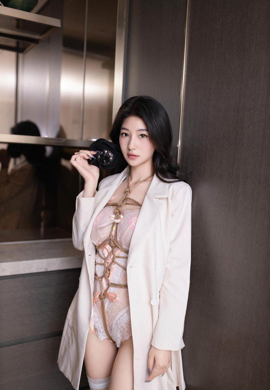 [XiuRen秀人网] 2023.12.06 No.7769 熊小诺 [84+1P]