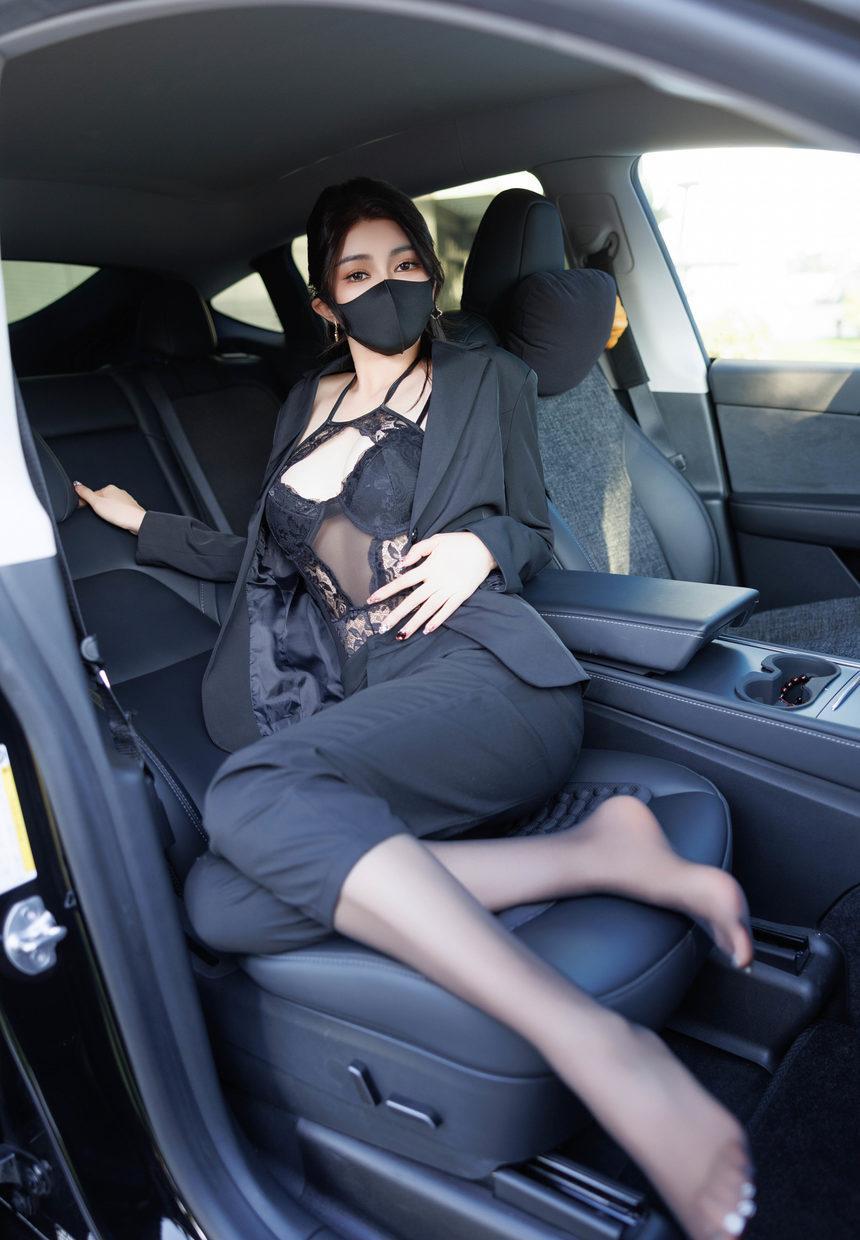 [XiuRen秀人网] 2024.11.06 No.9405 凯竹Quinn [84+1P]