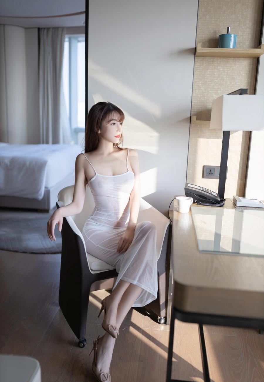 [XiuRen秀人网] 2024.02.22 No.8131 陆萱萱 [80+1P]