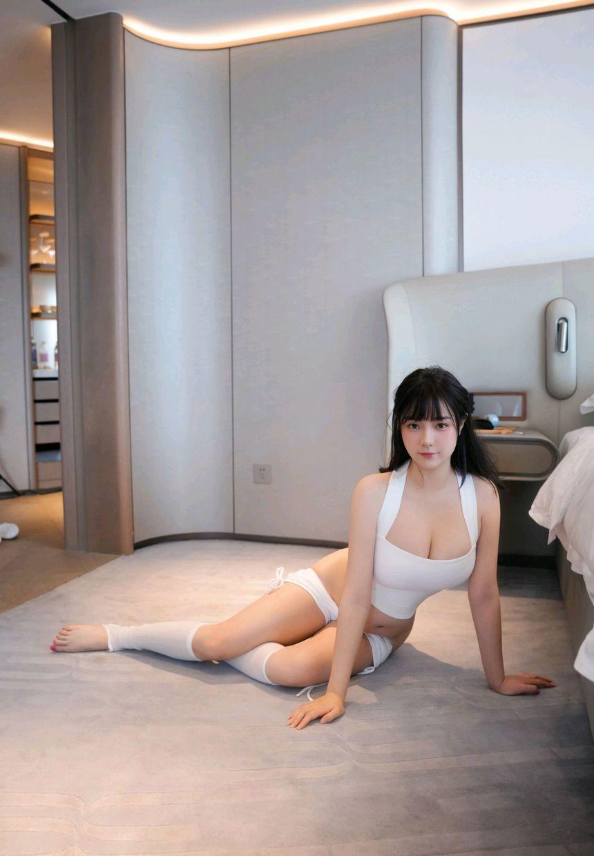 [XiuRen秀人网] 2025.09.25 No.10808 软情 [81+1P]