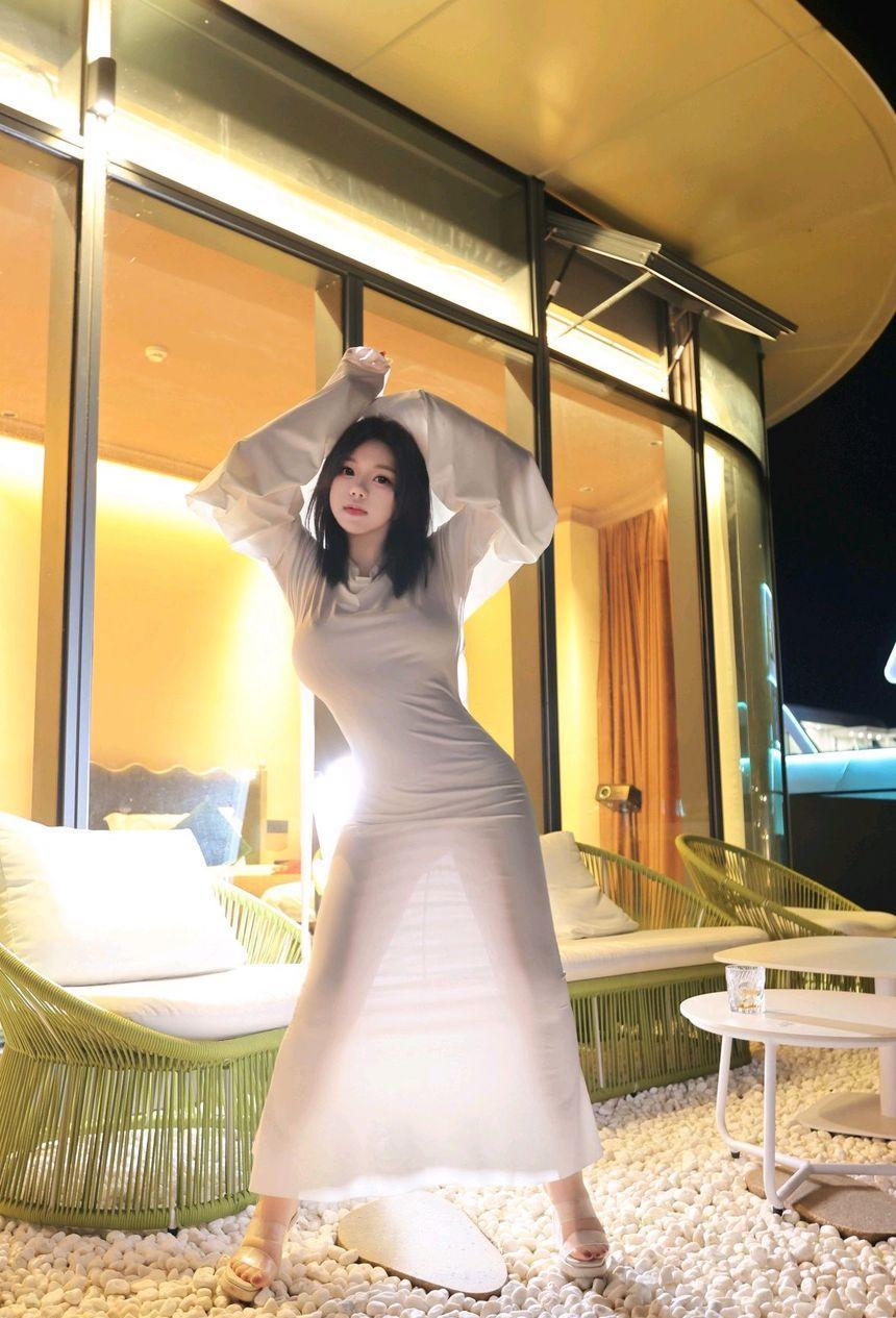 [XiuRen秀人网] 2024.10.31 No.9376 小薯条nienie [81+1P]