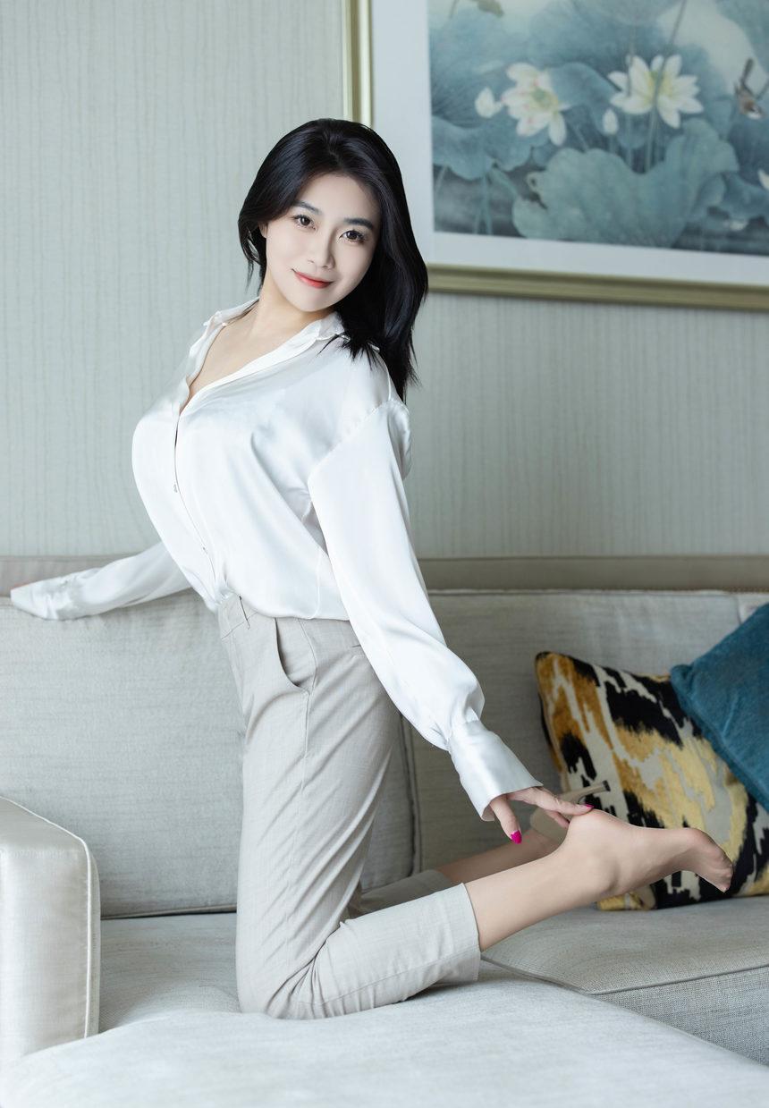 [IMISS爱蜜社] 2025.08.27 VOL.800 许诺Sabrina [86+1P]