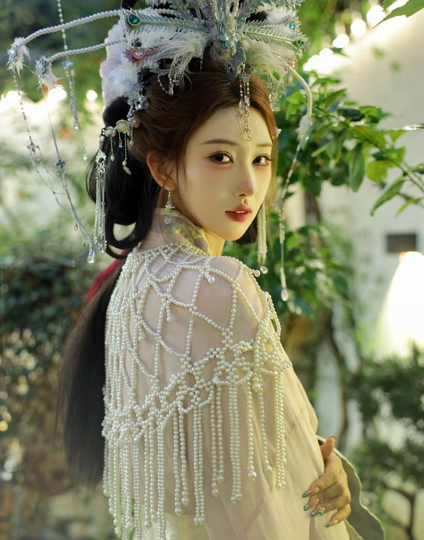 [XiuRen秀人网] 2025.09.05 No.10736 金允希Yuki [80+1P]