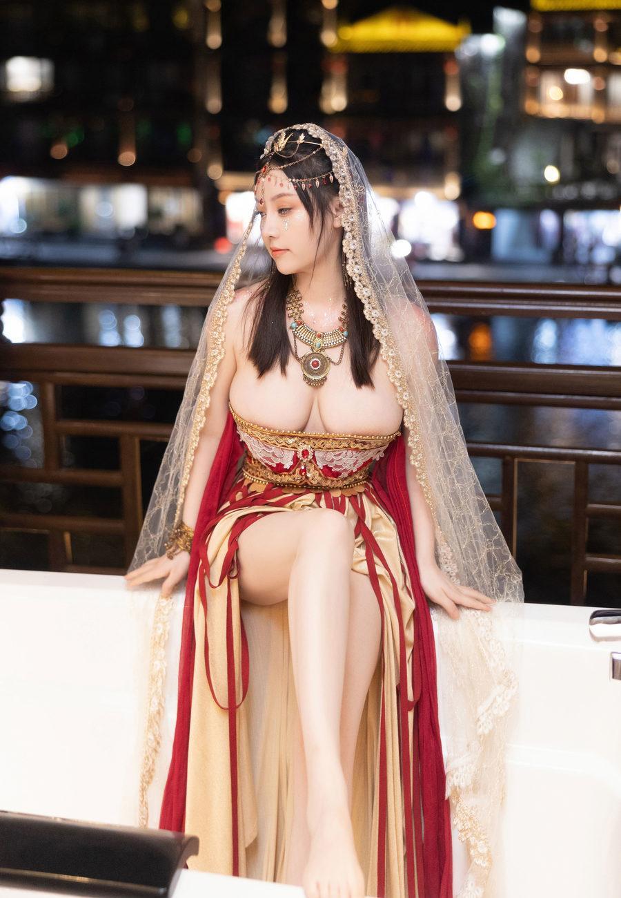 [XiuRen秀人网] 2024.04.07 No.8349 豆瓣酱 [82+1P]