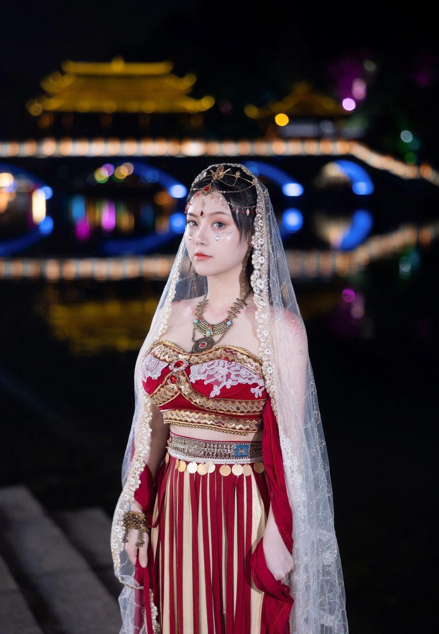 [XiuRen秀人网] 2024.04.07 No.8349 豆瓣酱 [82+1P]