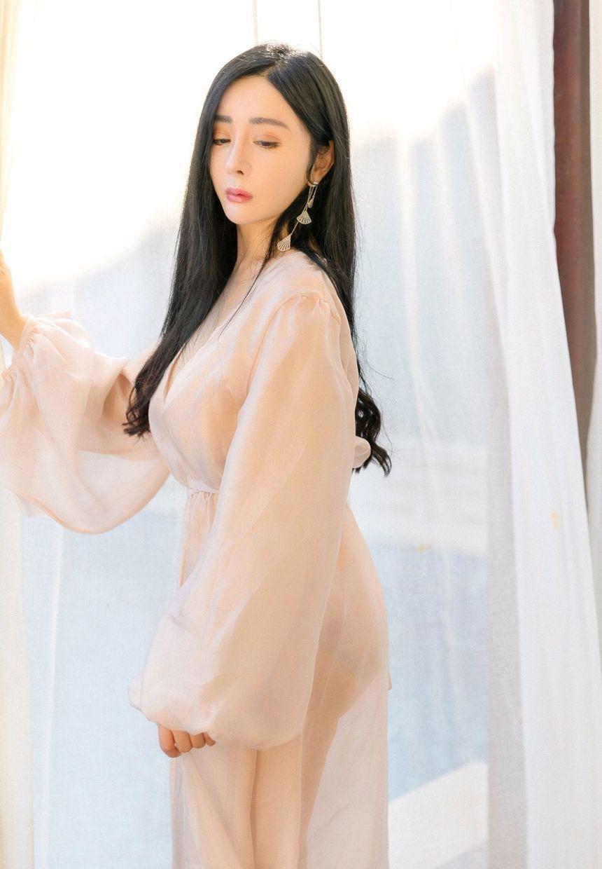 [YOUMI尤蜜荟] 2021.04.19 VOL.631 允爾 [76+1P]