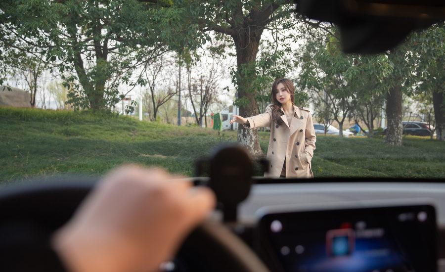 [XiuRen秀人网] 2024.04.11 No.8371 绮里嘉ula [77+1P]