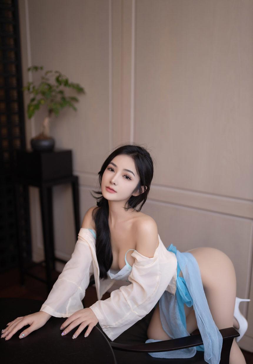 [XiuRen秀人网] 2024.06.12 No.8691 谭小灵 [80+1P]