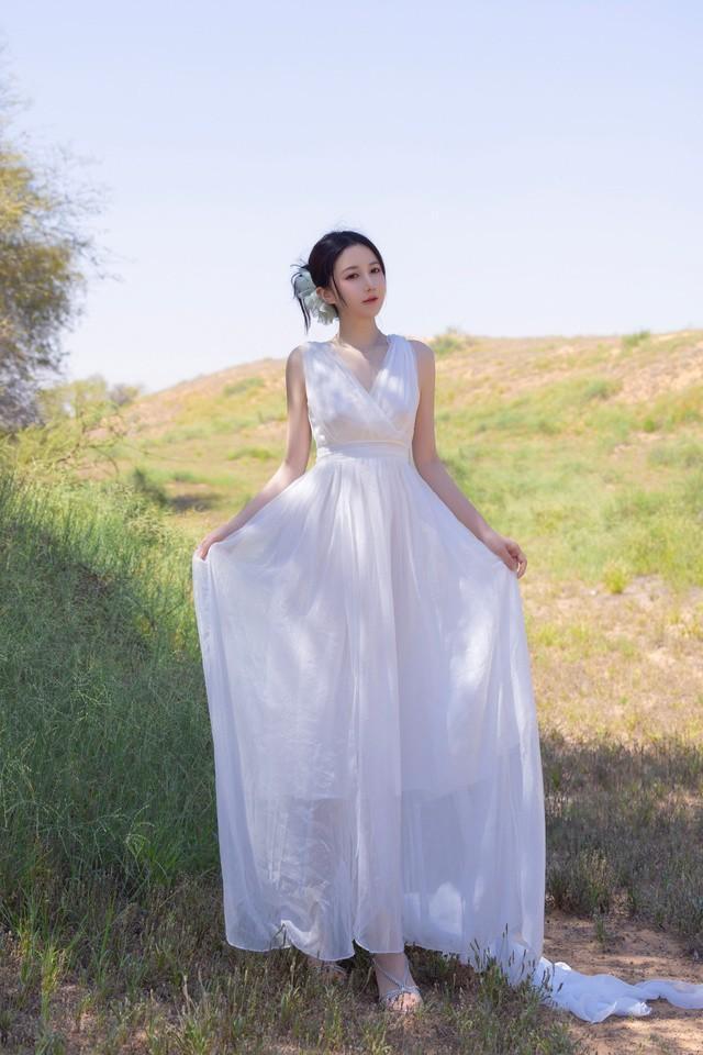 鱼子酱Fish – 沙漠之花 [50P-992MB]