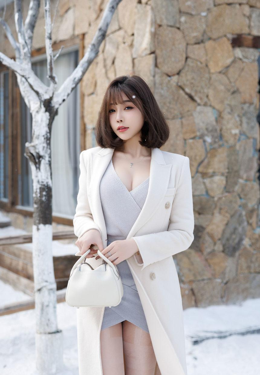 [XiuRen秀人网] 2025.01.09 No.9734 徐莉芝Booty [100+1P]