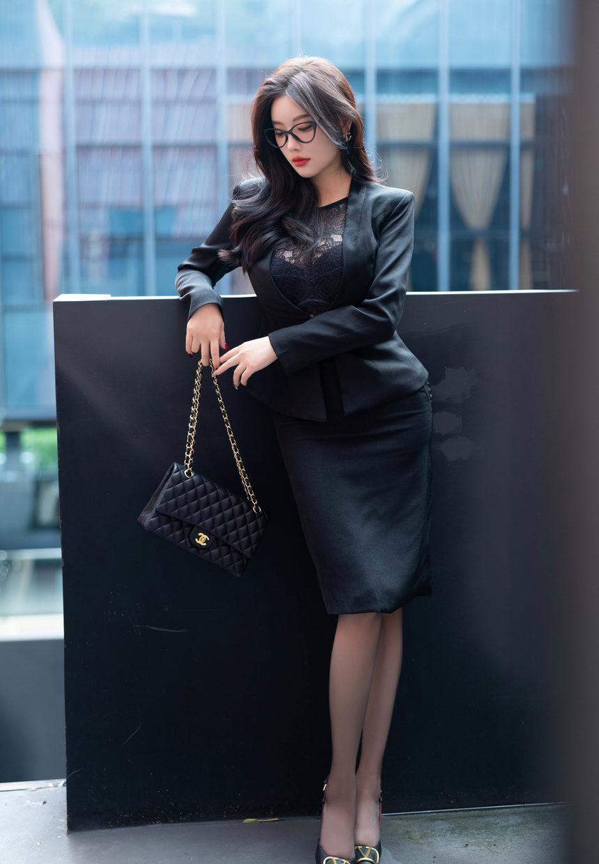 [XiuRen秀人网] 2024.09.20 No.9190 杨晨晨Yome [80+1P]