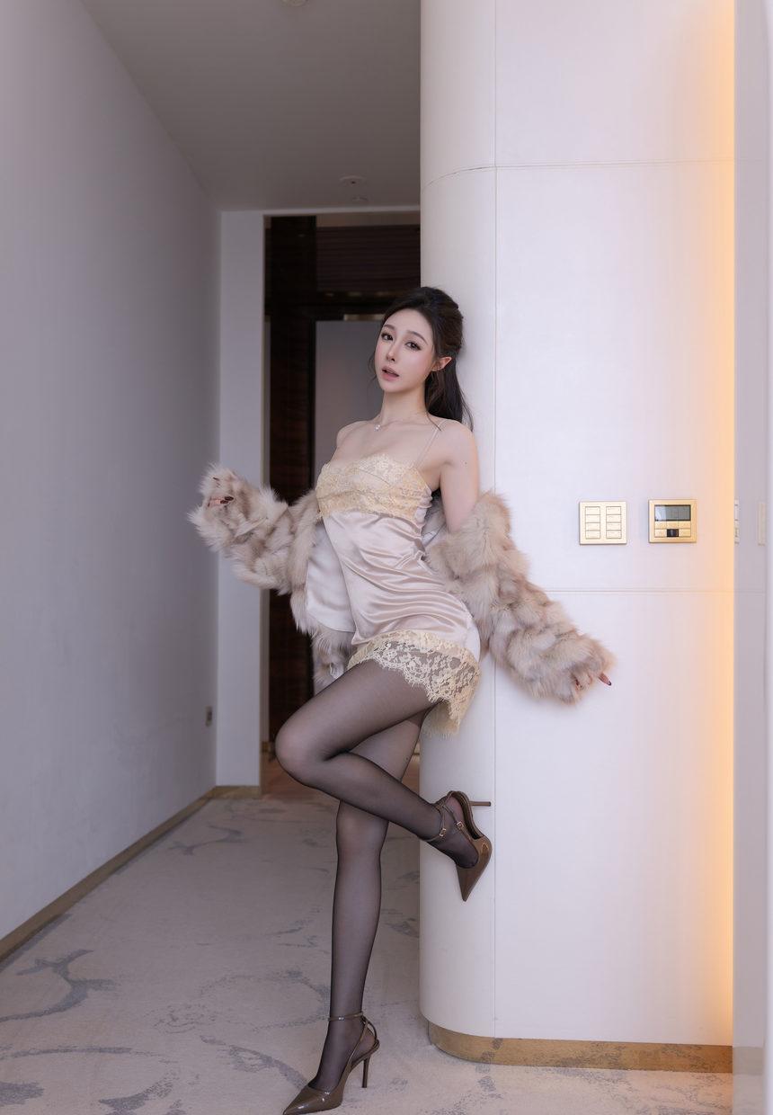 [XiuRen秀人网] 2025.05.09 No.10259 小逗逗 [76+1P]