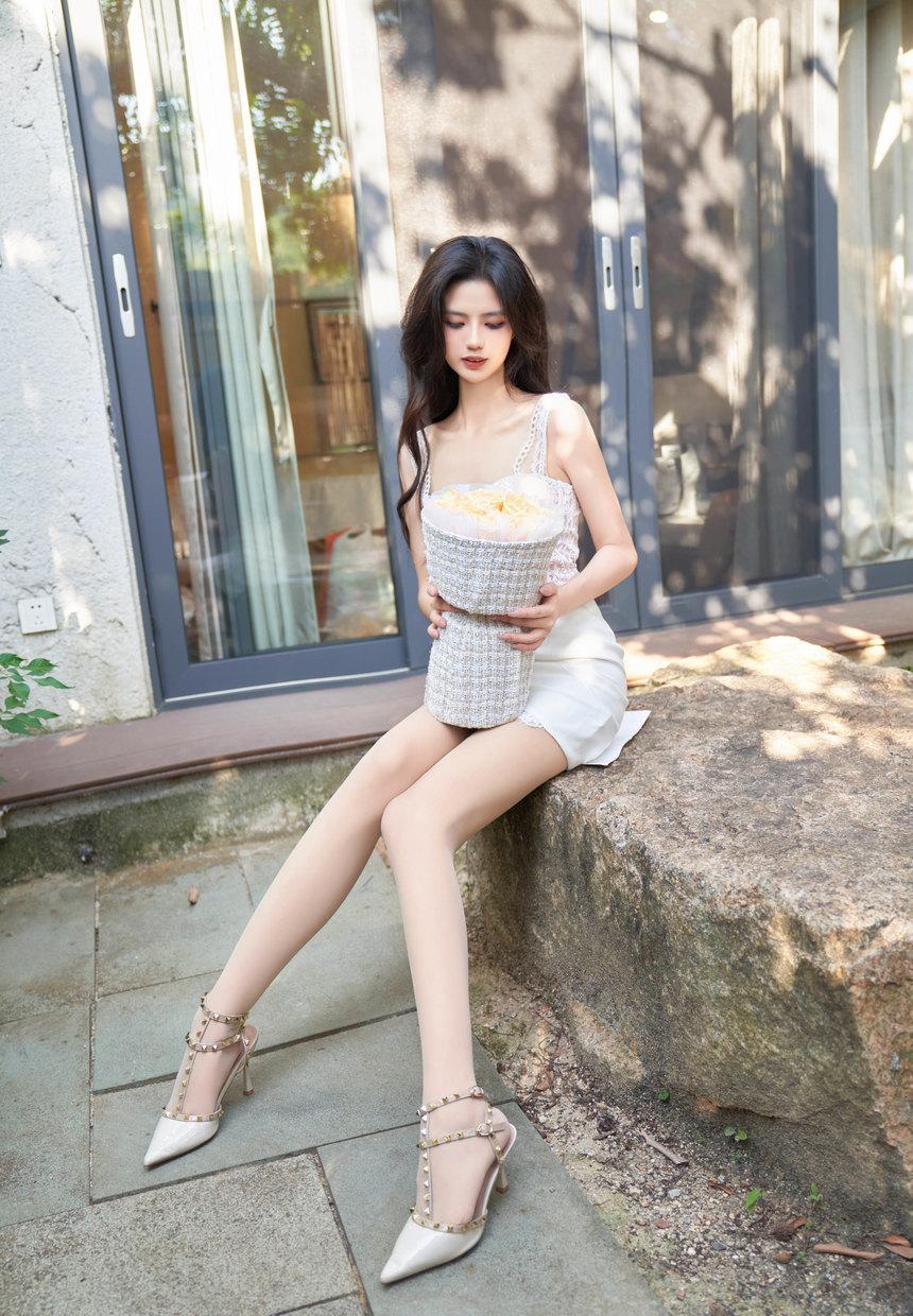 [XiuRen秀人网] 2023.09.20 No.7415 浅浅Danny [65+1P]