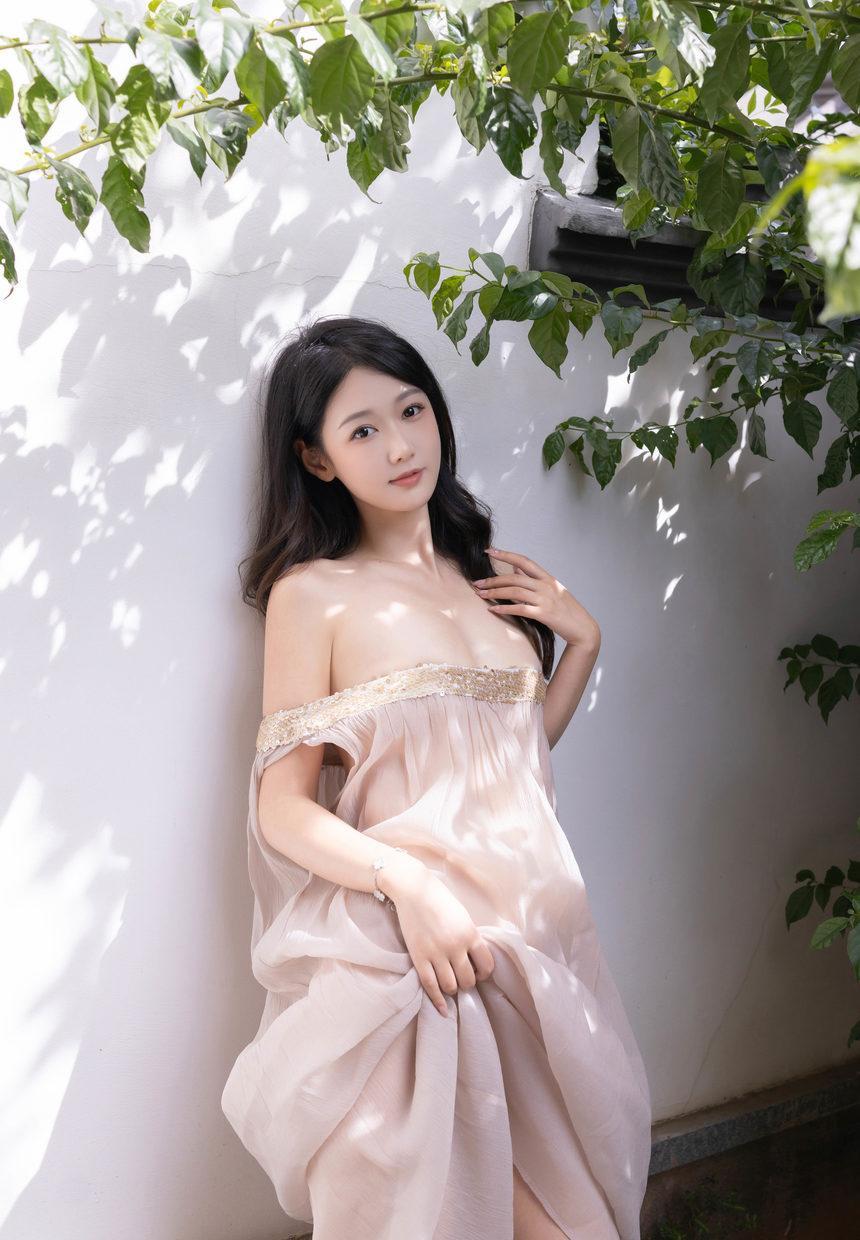 [XiuRen秀人网] 2025.08.04 No.10619 唐安琪 [81+1P]