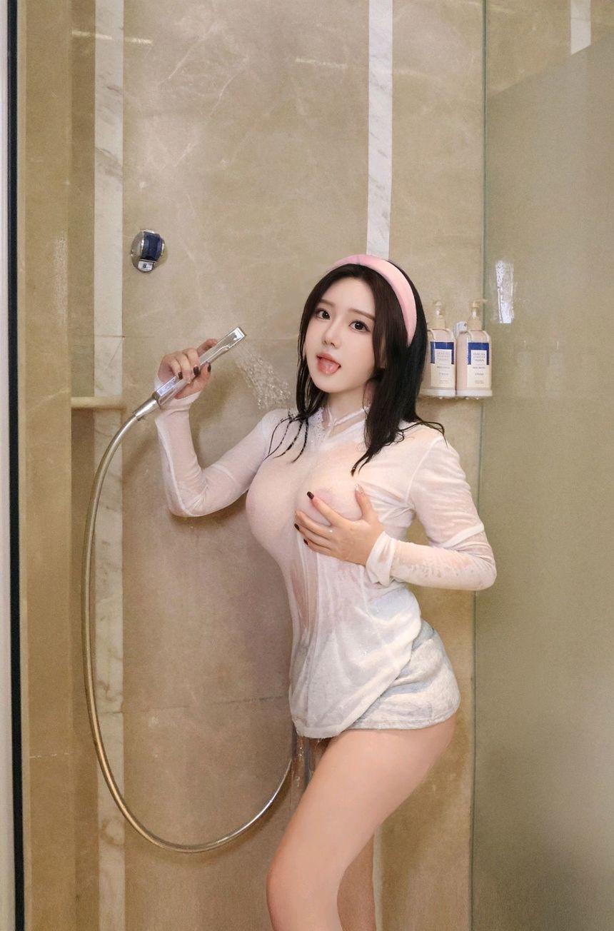 [XiuRen秀人网] 2025.02.21 No.9923 小薯条nienie [50+1P]