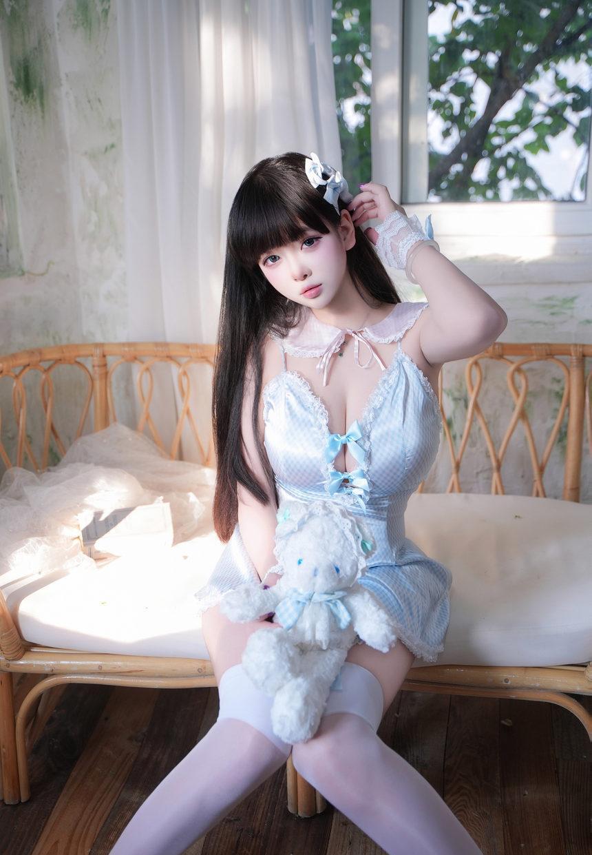 [XiuRen秀人网] 2024.10.10 No.9258 正妹Abby [68+1P]