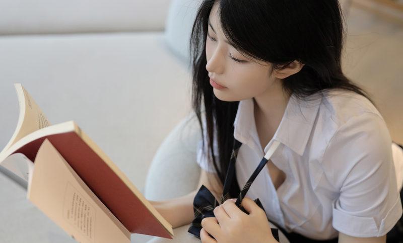 [XiuRen秀人网] 2024.03.04 No.8173 陈小花 [83+1P]