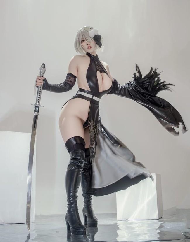 羊之甘露 – NO.01 2B同人旗袍X羊の机密 [23P-184M]