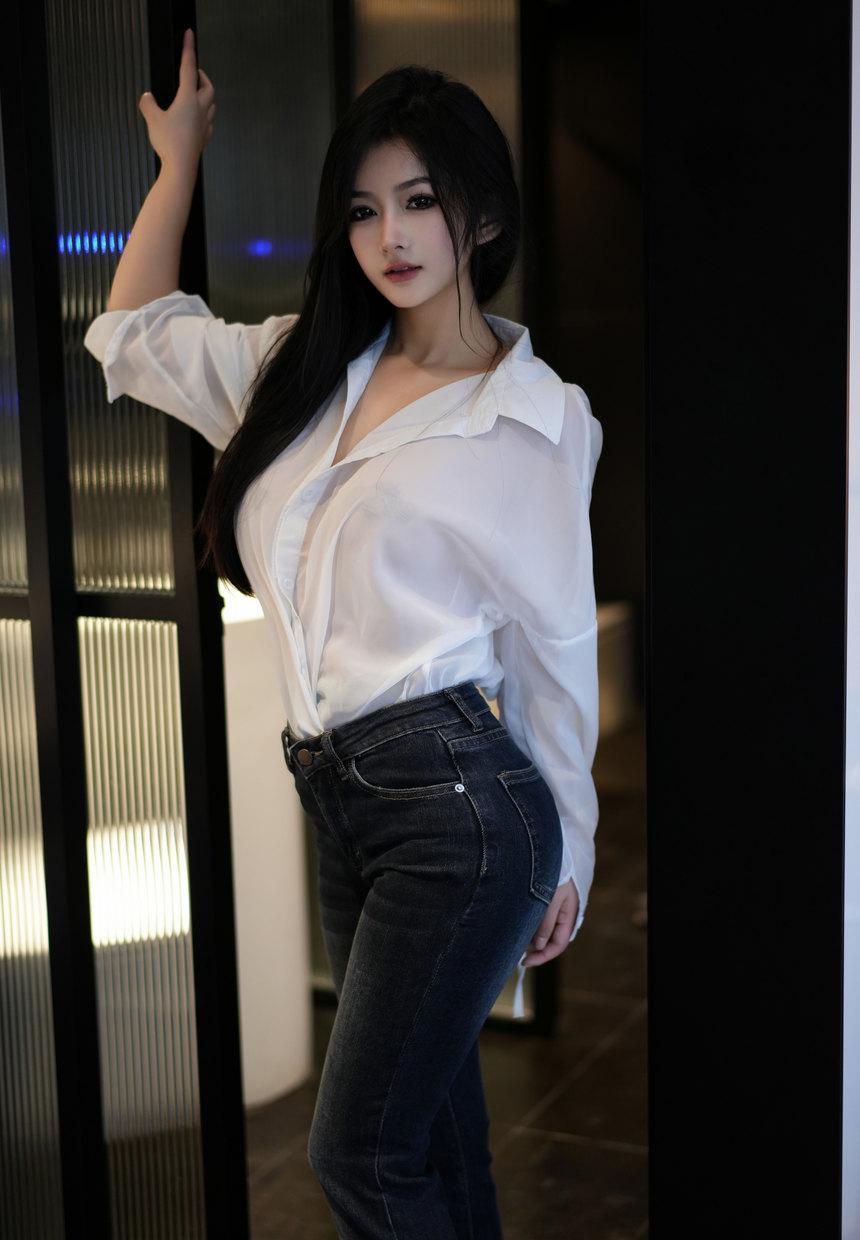 [XiuRen秀人网] 2023.11.10 No.7645 谭小灵 [106+1P]