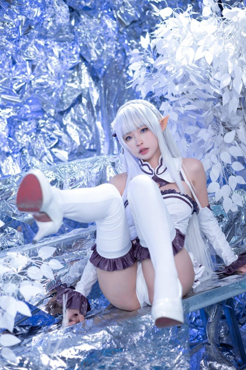 清水由乃 重生之我是艾米莉亚-coser推荐