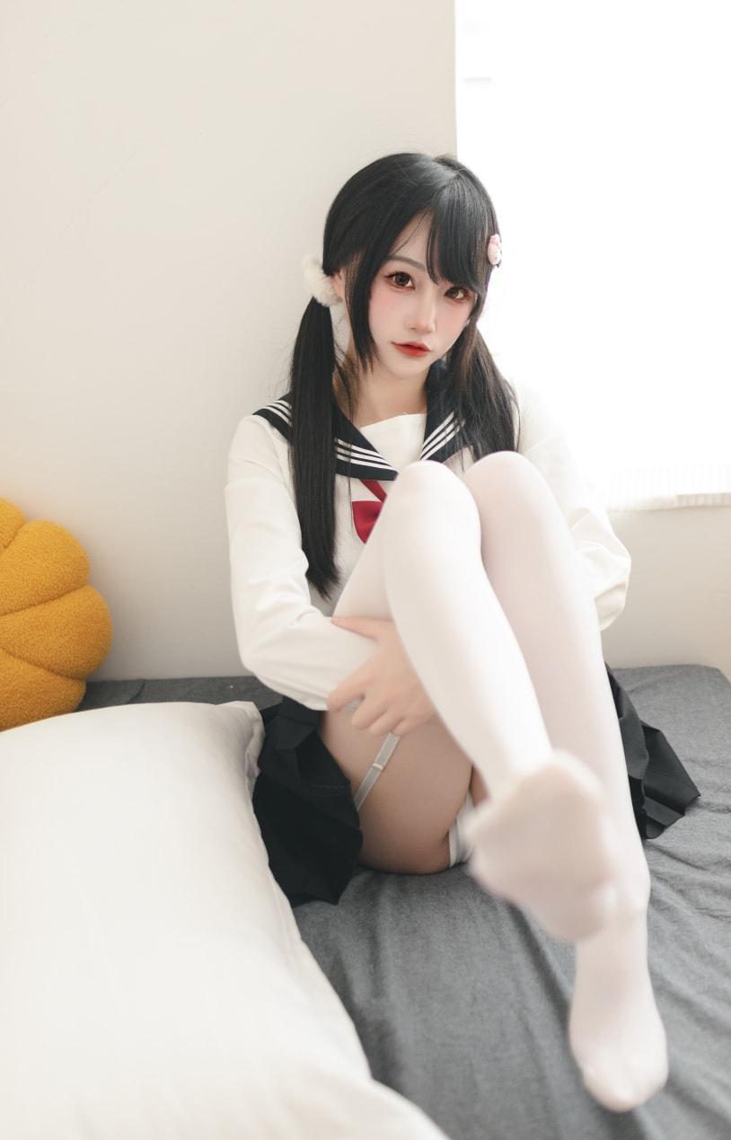 嗷呜酱 – 水手服-值得收藏