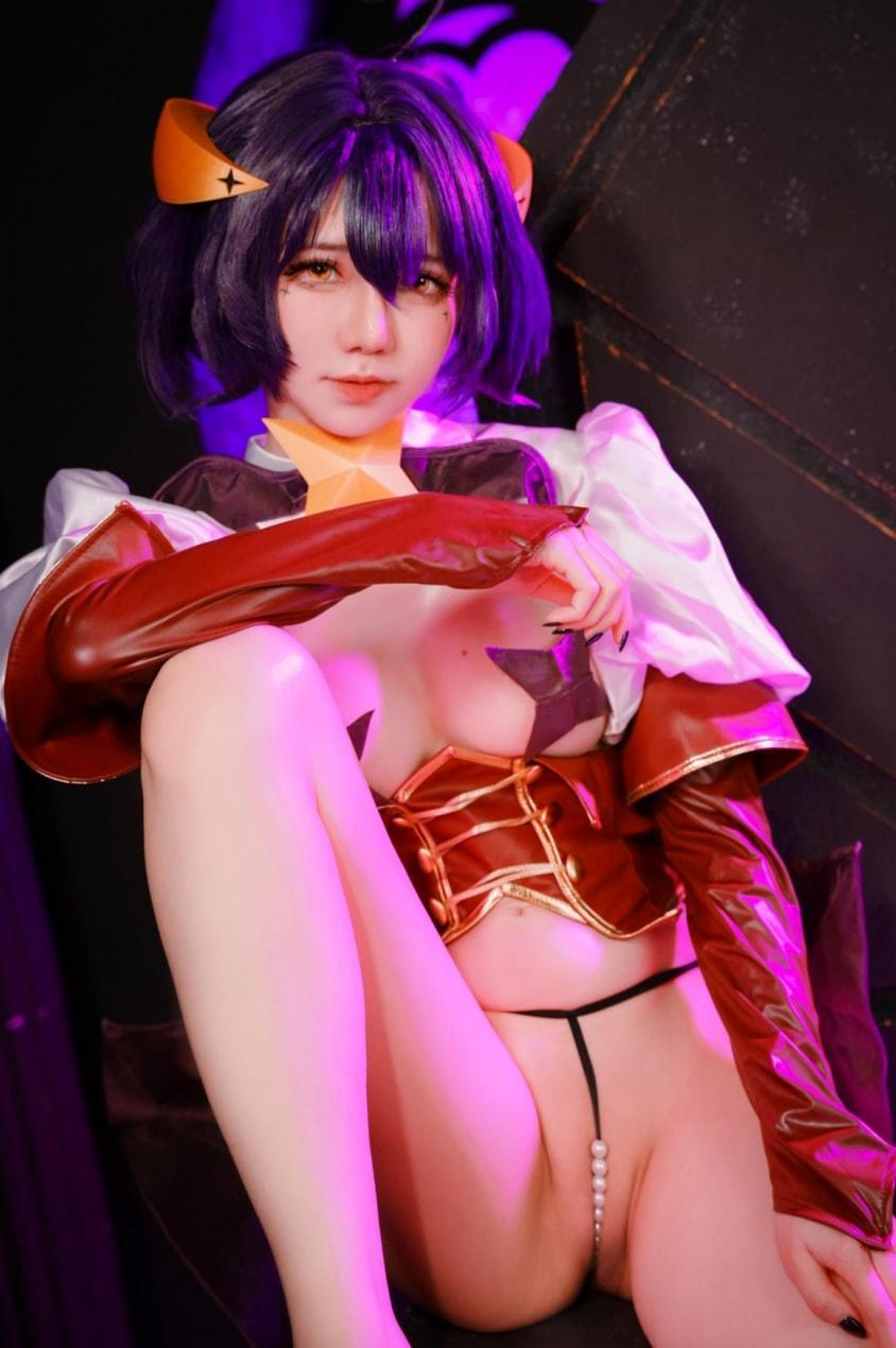 Sally Dorasnow – Magia Baser-美女推荐